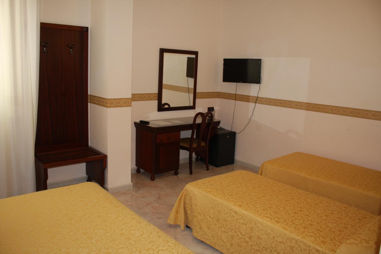 Grand Hotel Degli Angeli Сан Джовани Ротондо Екстериор снимка